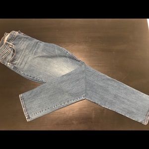 *NWOT* Old Navy Curvy Straight Jeans